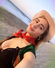 beach cowgirl-vXYcUxw9.mp4