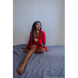 3648x5472_55c911621bd46292bb5a861bda70740c.jpg