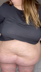 545270183_this-big-soft-belly-is-in-need-of-some-lotion-felt-so-good_0.m4v