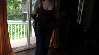 Bettie Bondage - Aunt Betties PornHub Account 4K.mp4