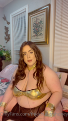 441132743_hungry-honey-pov-im-your-growing-gf-its-halloween_0.m4v