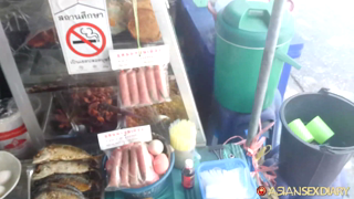 asd-2016-10-08-bangkok-thailand-Eating outside in BKK – October 8, 2016.mp4