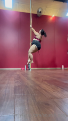 323114114_realized-after-filming-this-that-my-side-fat-rolls-peek-out_0.m4v