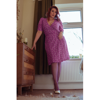 ladylangfordnylons-2025-01-12-3632815944.jpg
