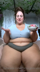 193640404_come-enjoy-a-snack-with-me-while-i-fat-chat-and-talk-about-h_0.m4v