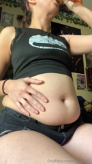 1102901210_i-look-sooo-fat-here_0.mp4