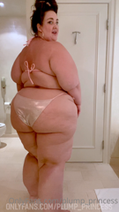 663442794_about-to-take-a-lovely-bath-in-this-giant-bathtub-but-ill_0.m4v