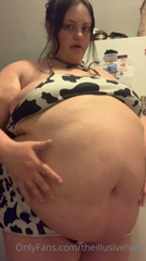 332281019_obese-cow-cannot-stop-stuffing-her-greedy-gut_13.m4v