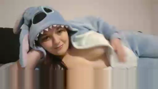 CAM4.2022.02.16_19.43.35_puffacurvy.mp4
