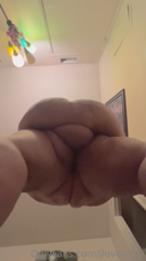 491259439_wheres-my-seat-at-that-will-make-me-cum-with-their-tongue_0.m4v