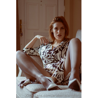 ladylangfordnylons-2023-04-08-2823189321.jpg
