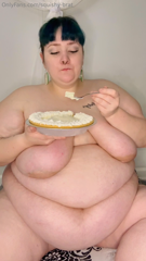 1060720056_key-lime-pie-and-struggling-to-touch-my-own-pussy-i-feel-h_5.mp4