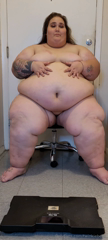 1464640096_happy-new-year-it-s-here-once-again-i-m-fatter-than-ever_0.mp4