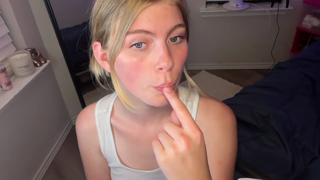 Elliee81's Room @ Chaturbate - Chat in a Live Adult Video Chat Room Now~ - 1280x720 3296K[3]_mux.mp4