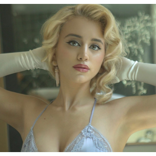 caylee-cowan-celebrity-babe-beautiful-sexy-posing-hot-11-JZGJPb4T.jpg