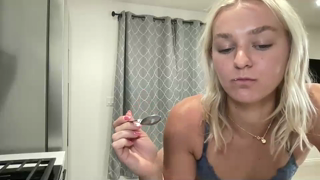 chloexbabe_2026-05-30_07-32-02_602.mp4