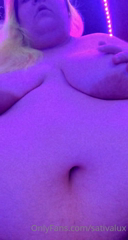138384939_playing-with-my-big-belly-want-more-body-content_0.mp4