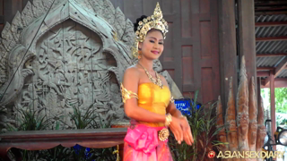asd-2014-02-24-pattaya-thailand-Thai dancing Pattaya style! – February 24, 2014.mp4