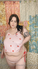 560103292_bed-time-piggy-i-love-wearing-loose-shirts-that-make_0.m4v