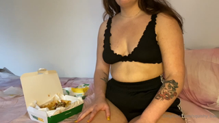 159901462_a-tasty-subway-stuffing_0.m4v
