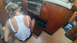 a girl and her cat -- boat life in Mo'orea [ep 216] - Lauren Landers Sailing (1080p, h264).mov