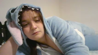 CAM4.2022.02.16_19.28.07_puffacurvy.mp4