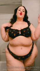 301747005_feeling-so-deliciously-fat-and-sexy-i-loooove-new-lingerie_0.m4v