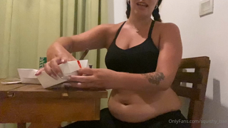 855736750_ramen-stuffing_0.m4v