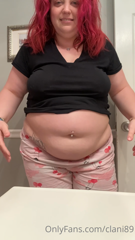 532782802_happy-saturday-friends-watch-me-wiggle-jiggle_0.m4v