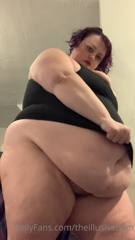 223585243_a-very-chonky-girl_1.m4v