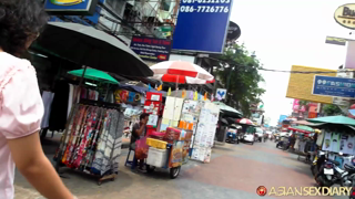 asd-2013-11-24-bangkok-thailand-Khoa san road – November 24, 2013.mp4