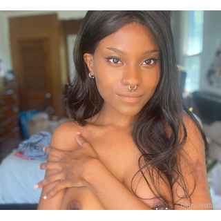 2565x2316_c5c64e26f6d7707be4e1c0d593db2f03.jpg