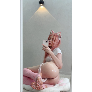 fansly-xq9w69oc77n.png