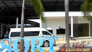 asd-2013-09-19-pattaya-thailand-Dolphin show – September 19, 2013.mp4