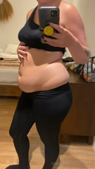 838024612_belly-play-in-the-mirror-and-a-good-look-at-my-proportions_0.m4v
