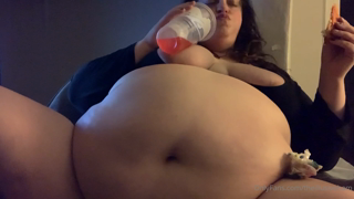 462366423_taco-bell-y-swipe-for-vids-of-eating-belly-play-burps_2.m4v