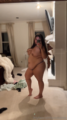 729290746_looking-round-after-dinner-tonight_0.mp4