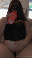 1117479472_a-new-video-of-me-munching-like-a-fat-pig-will-be-released-f_0.mp4