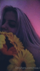140052101_i-came-back-from-a-date-with-you-and-remember-our-kisses_0.m4v