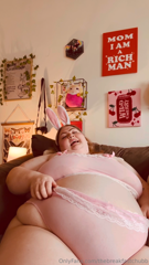 1619541268_chubby-bunny-would-you-keep-me-as-your-pet_0.mp4