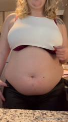 934061447_the-mean-fat-girl-from-highschool-teases-you-for-gaining-wei_0.mp4