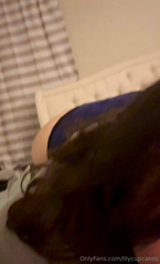792204195_when-did-my-hips-get-so-fat-my-belly-hanging-on-the-bed_0.mp4
