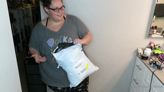 236004239_piggy-s-first-shein-haul-try-on-plus-a-story-time-of-my-dr-v_0.m4v
