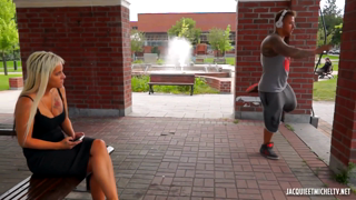 Pamela, une Bombe Atomique Irrésistible ! [J&M].mp4
