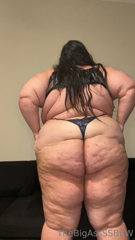 454276079_fat-strippers-belly-dancers-need-to-be-a-thing_0.m4v
