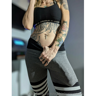 hotmomdomme-2023-01-24-2753092758.jpg