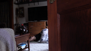 Bettie Bondage - Spying on Moms Yoga Practice.mp4
