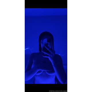 1284x2778_285cb49a6207e10d3bd70e00cfc348ba.jpg