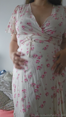 1867376651_are-you-curious-how-much-i-ate-at-the-wedding-and-what-it-lo_6.mp4