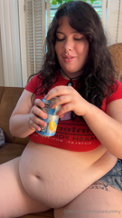 1817713558_the-world-is-healing-im-starting-to-look-fat-as-fucj-again_0.mp4